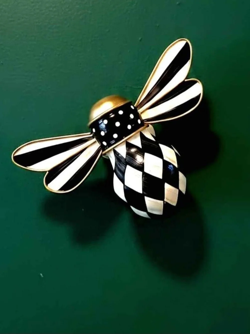 NEW McKenzie Childs Decorative Magnet Set Courtly Check Bee Set of 2